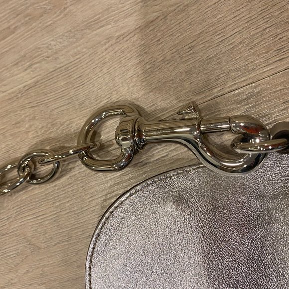 Gucci leather silver bag with - rarely worn, like new - Picture 9 of 9